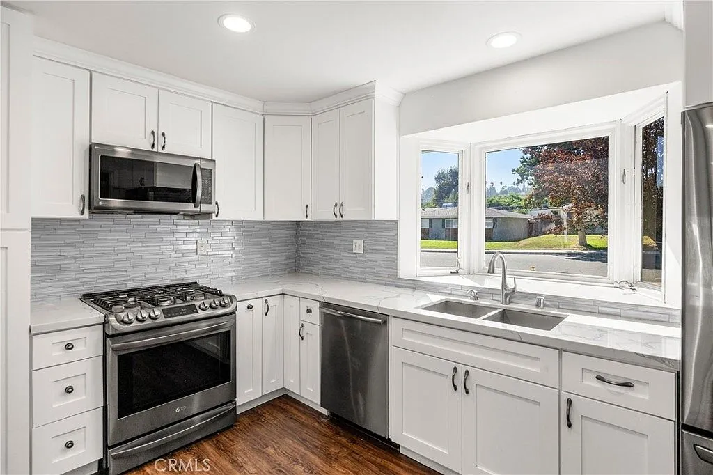221 Phlox Ave, Redlands, CA 92373 | Charming Ranch-Style Home with Pool photo 6