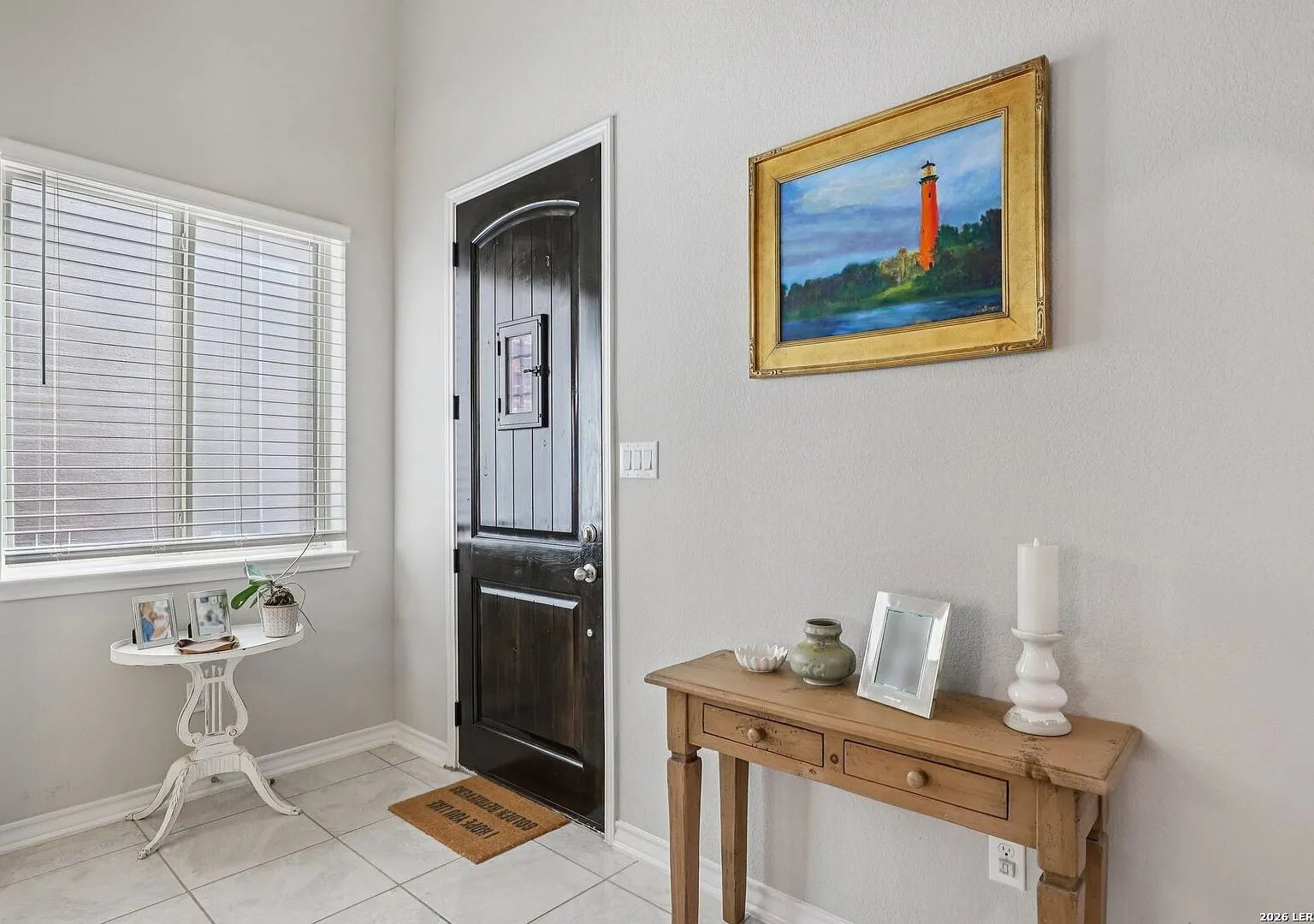 Spacious Single-Family Home with Low-Maintenance Backyard in San Antonio, TX photo 5