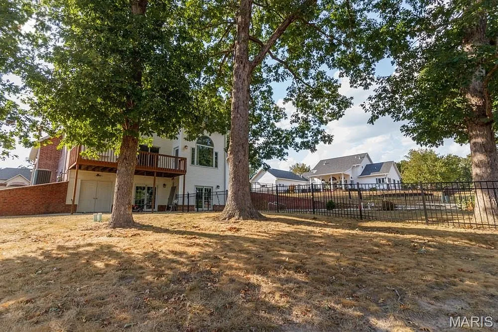 Five-Bedroom Detached Home with Walk-Out Basement and Heated In-Ground Pool photo 4