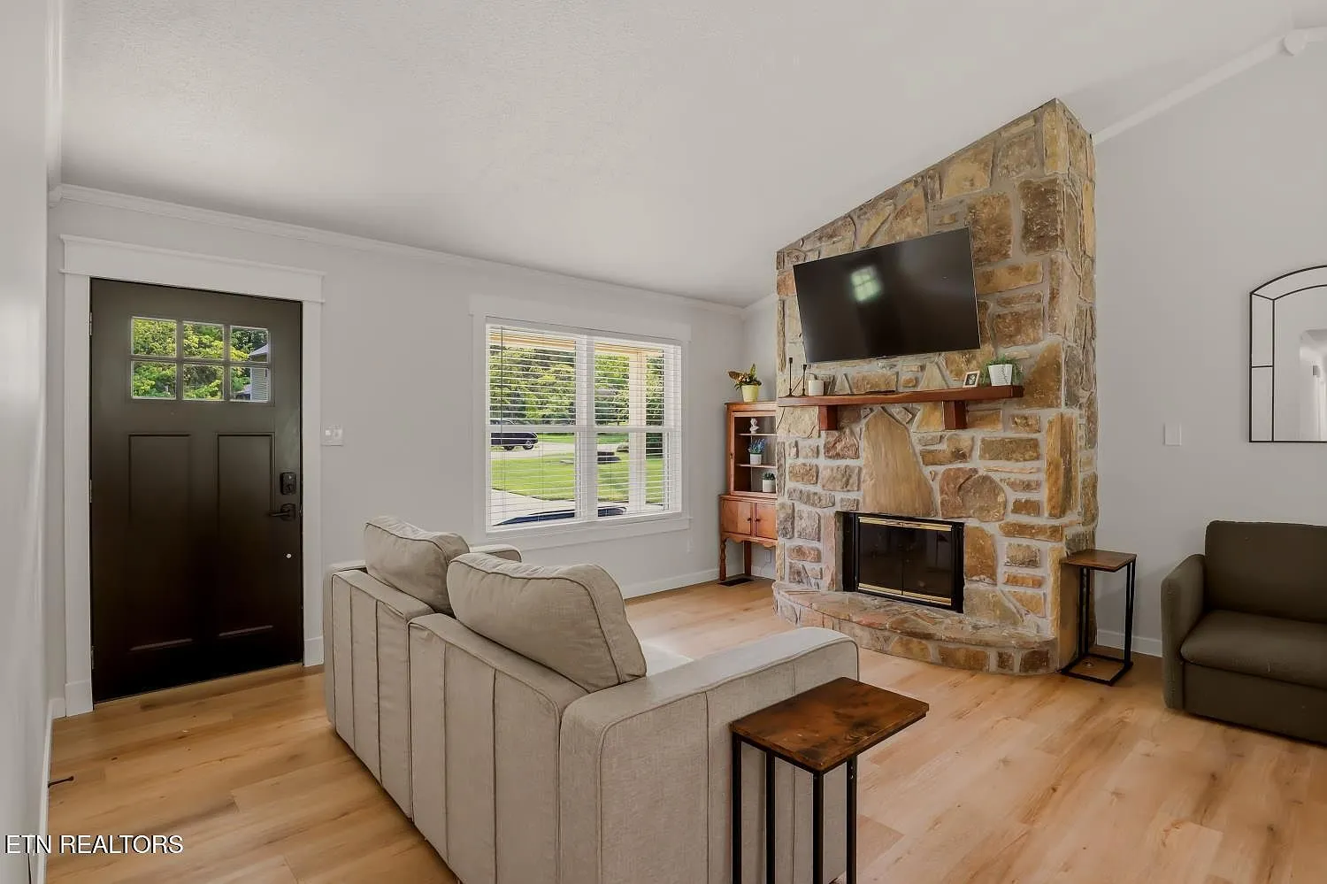 Updated Ranch-Style Home with Stone Fireplace in Karns, Knoxville photo 6