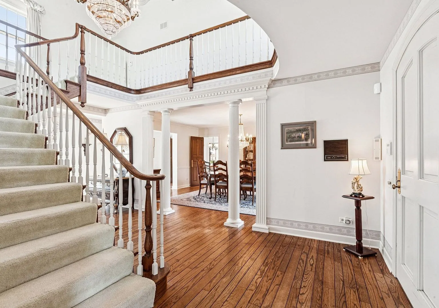 Luxury Custom Estate at 545 Windsor Rd in Inverness, Illinois photo 4
