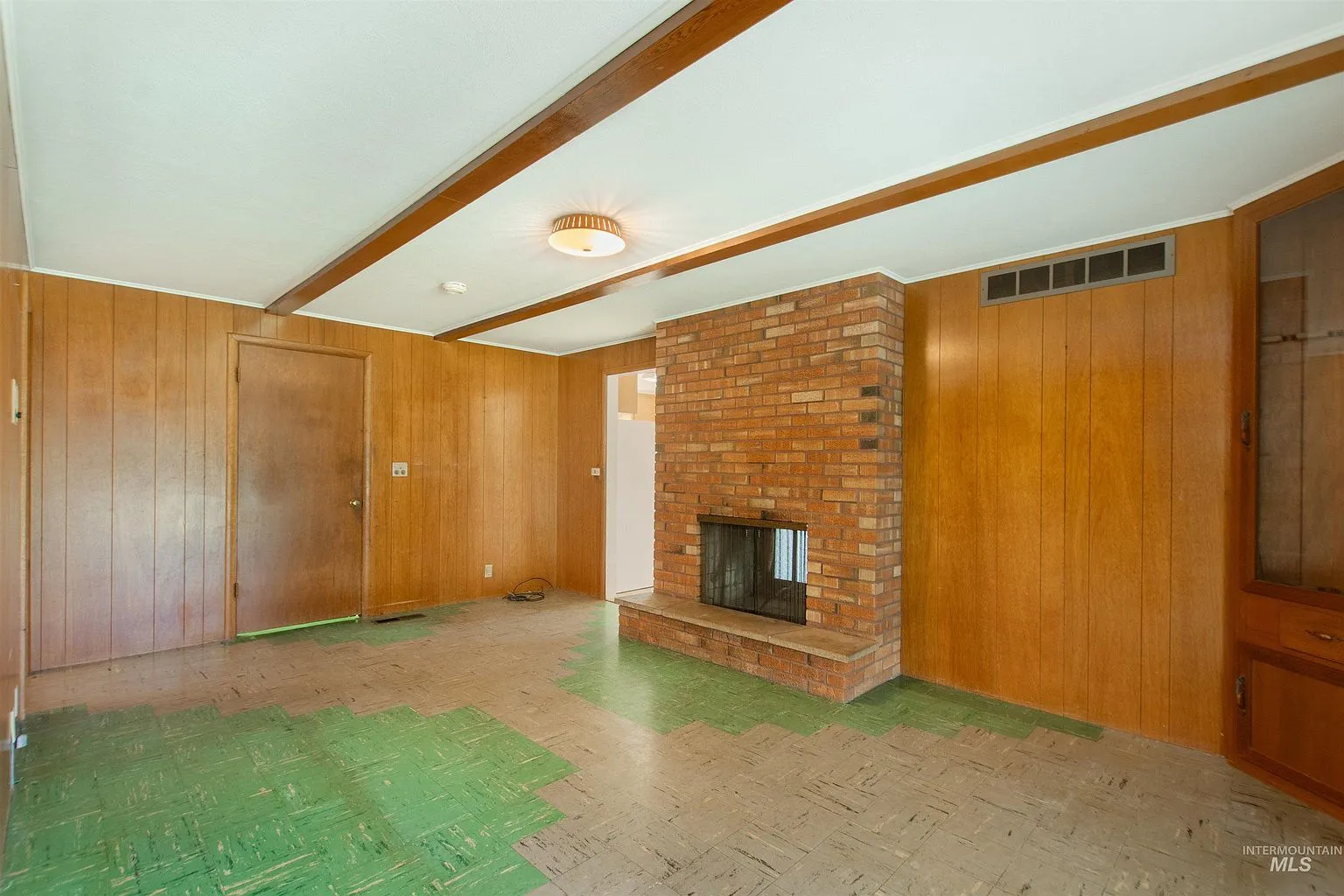Mid-Century Medallion Home at 2716 N Redway Rd, Boise photo 8