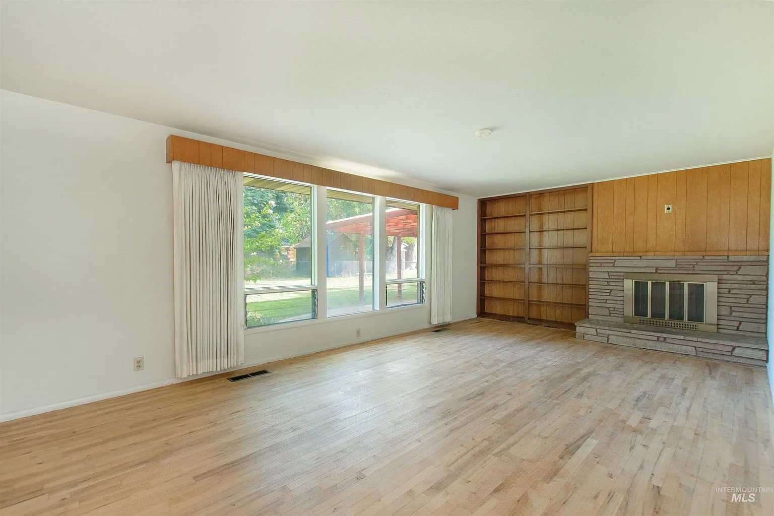 Mid-Century Medallion Home at 2716 N Redway Rd, Boise photo 5