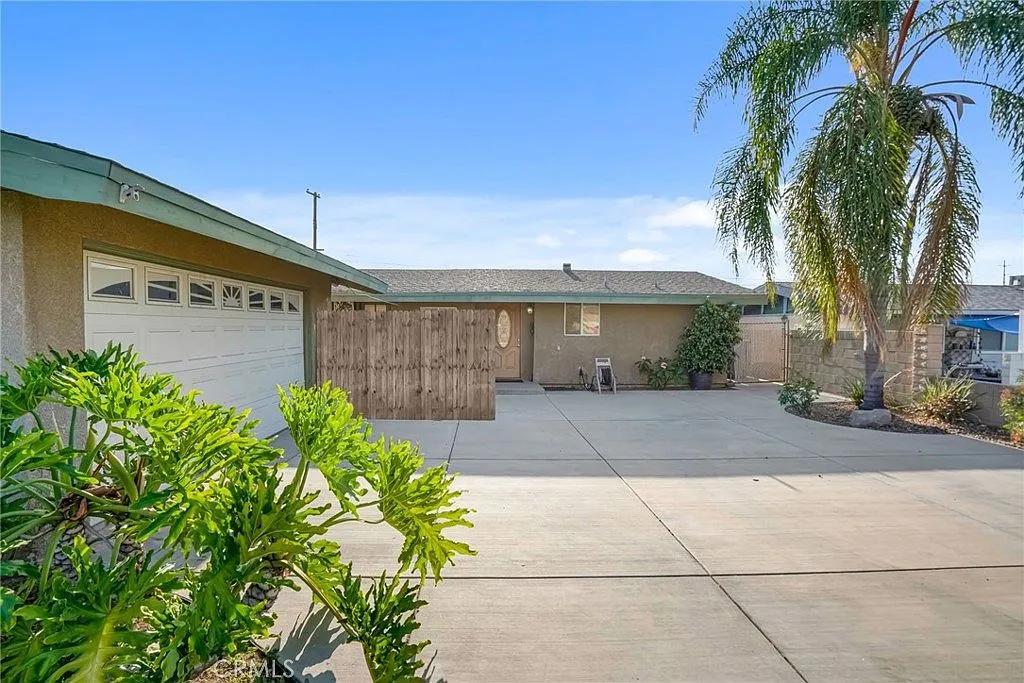 1538 Amador Ave, Ontario, CA 91764: Customizable Single-Family Home for Sale photo 4