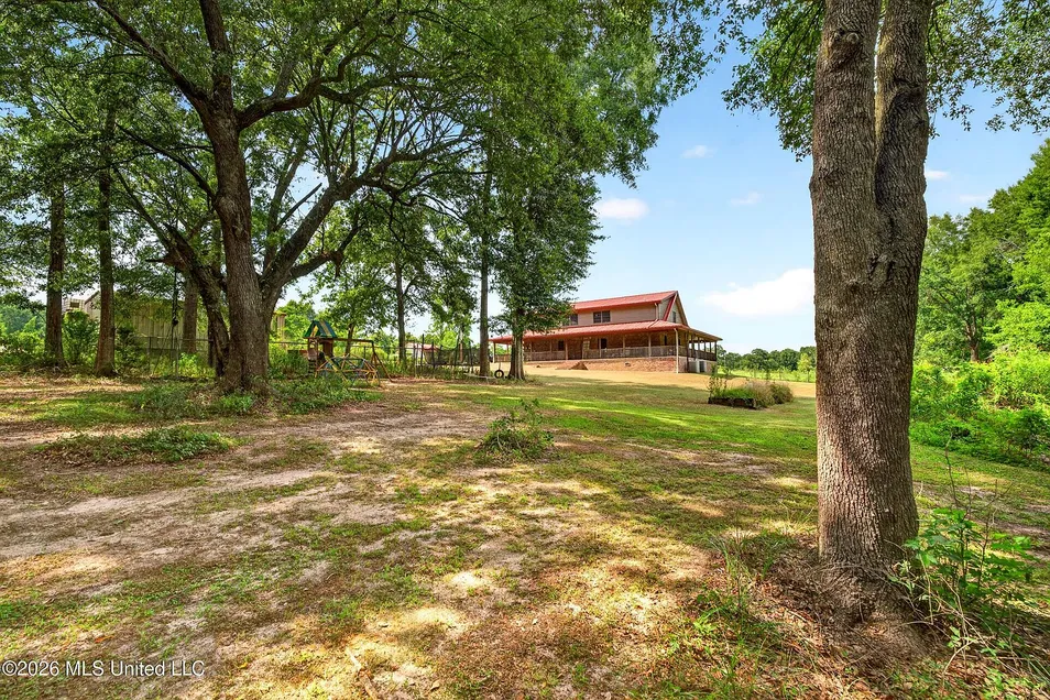 Country Home on 10.22 Acres at 33 Saddle Up Trl, Carriere, MS photo 3
