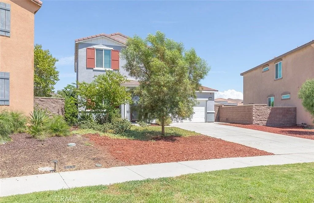29517 Summerly Pl, Lake Elsinore, CA 92530 | Updated 4-Bedroom Home for Sale photo 4