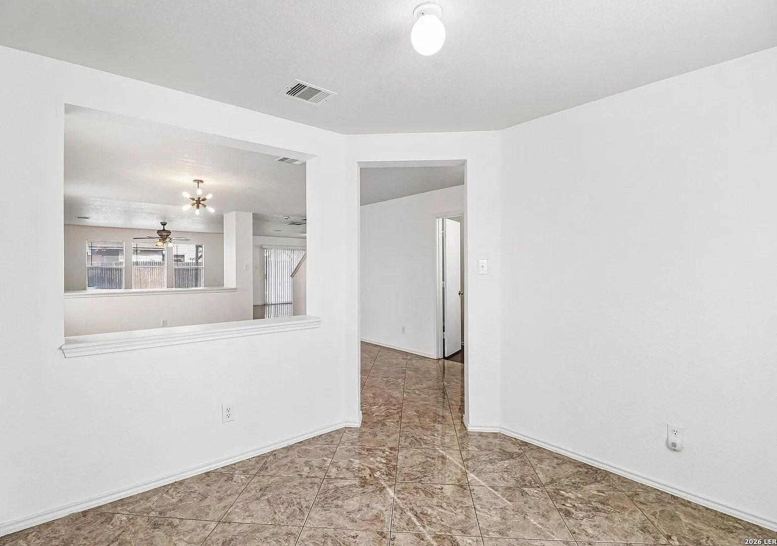 Spacious Two-Story Single-Family Home at 1419 Range Finder, San Antonio, TX photo 4