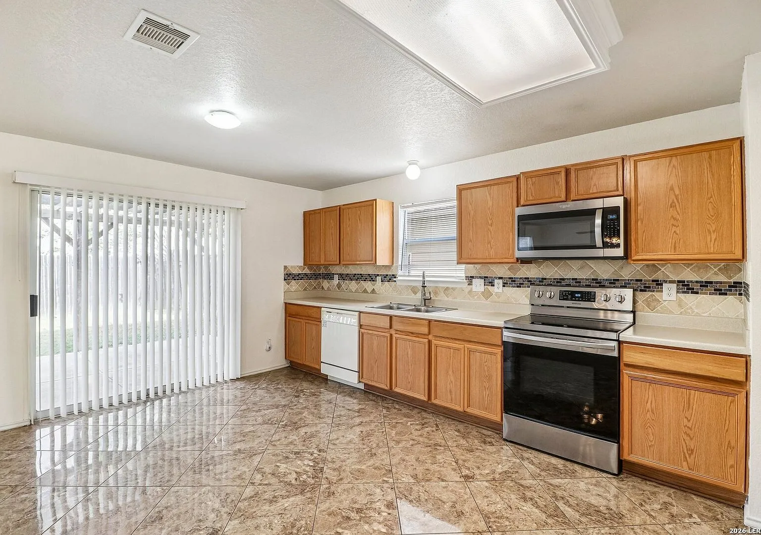 Spacious Two-Story Single-Family Home at 1419 Range Finder, San Antonio, TX photo 10