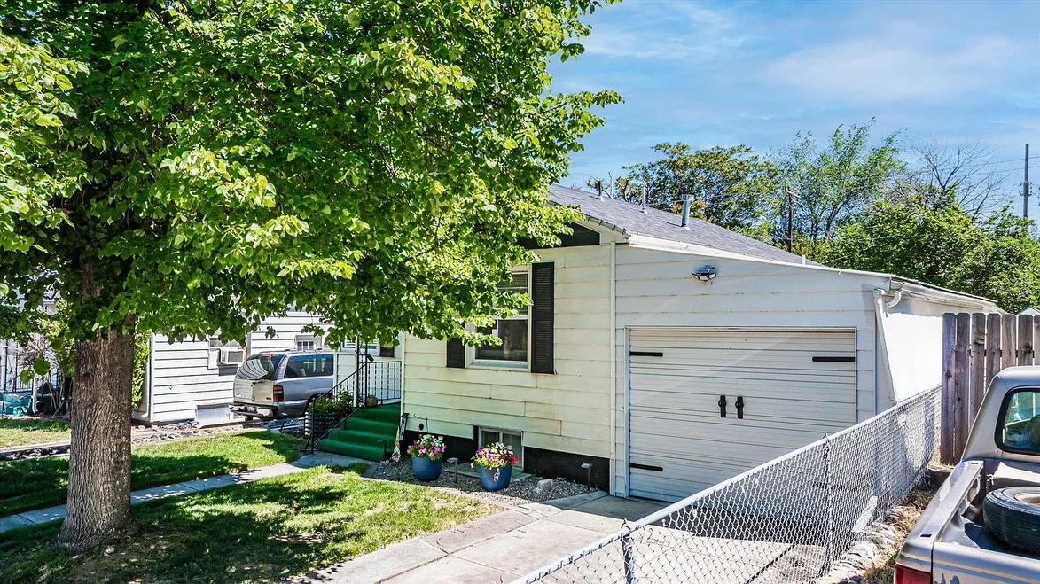 Updated Single-Family Home with Fenced Yard in Pocatello, Idaho photo 3
