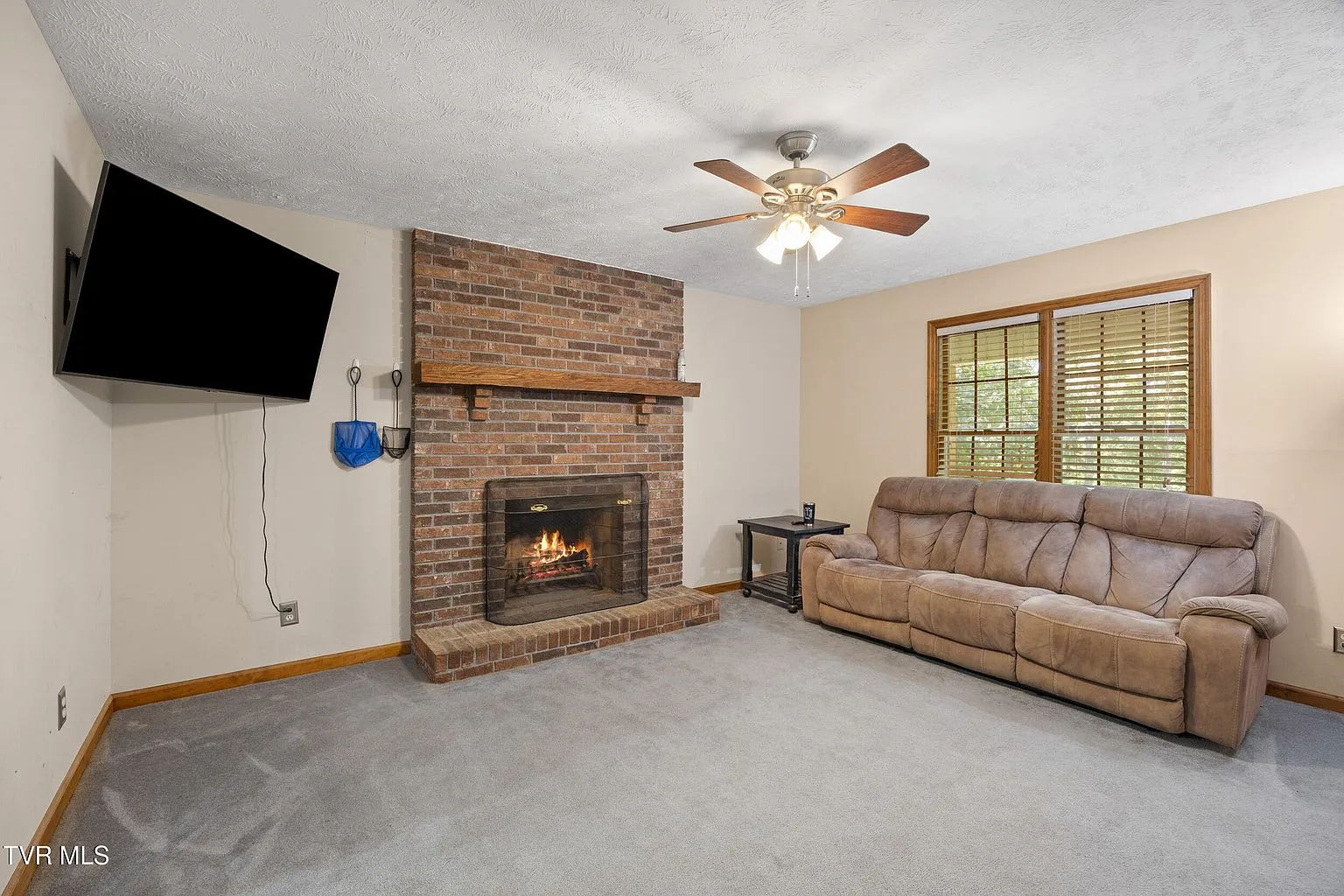293 Big Arm Rd, Bluff City, TN 37618 | Custom Single-Family Home on 7.32 Acres photo 5