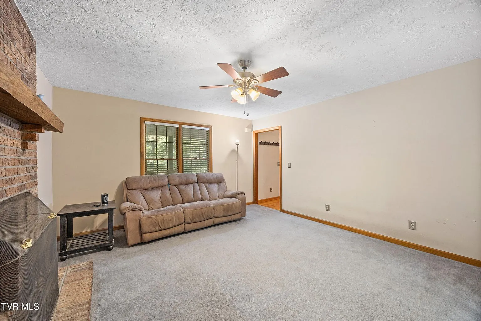 293 Big Arm Rd, Bluff City, TN 37618 | Custom Single-Family Home on 7.32 Acres photo 6