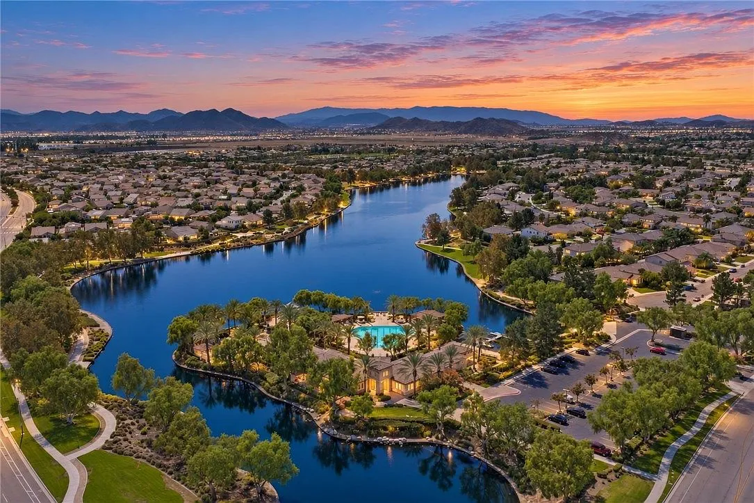 29088 Overboard Drive: Heritage Lakes Single-Story Home for Sale in Menifee, CA photo 5