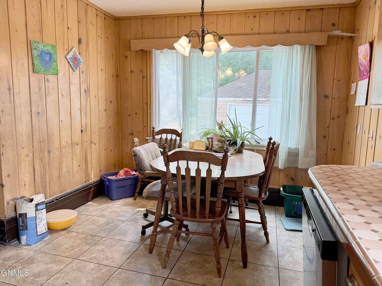 Investment Single-Family Home at 619 N 9th St, Bismarck, ND photo 9