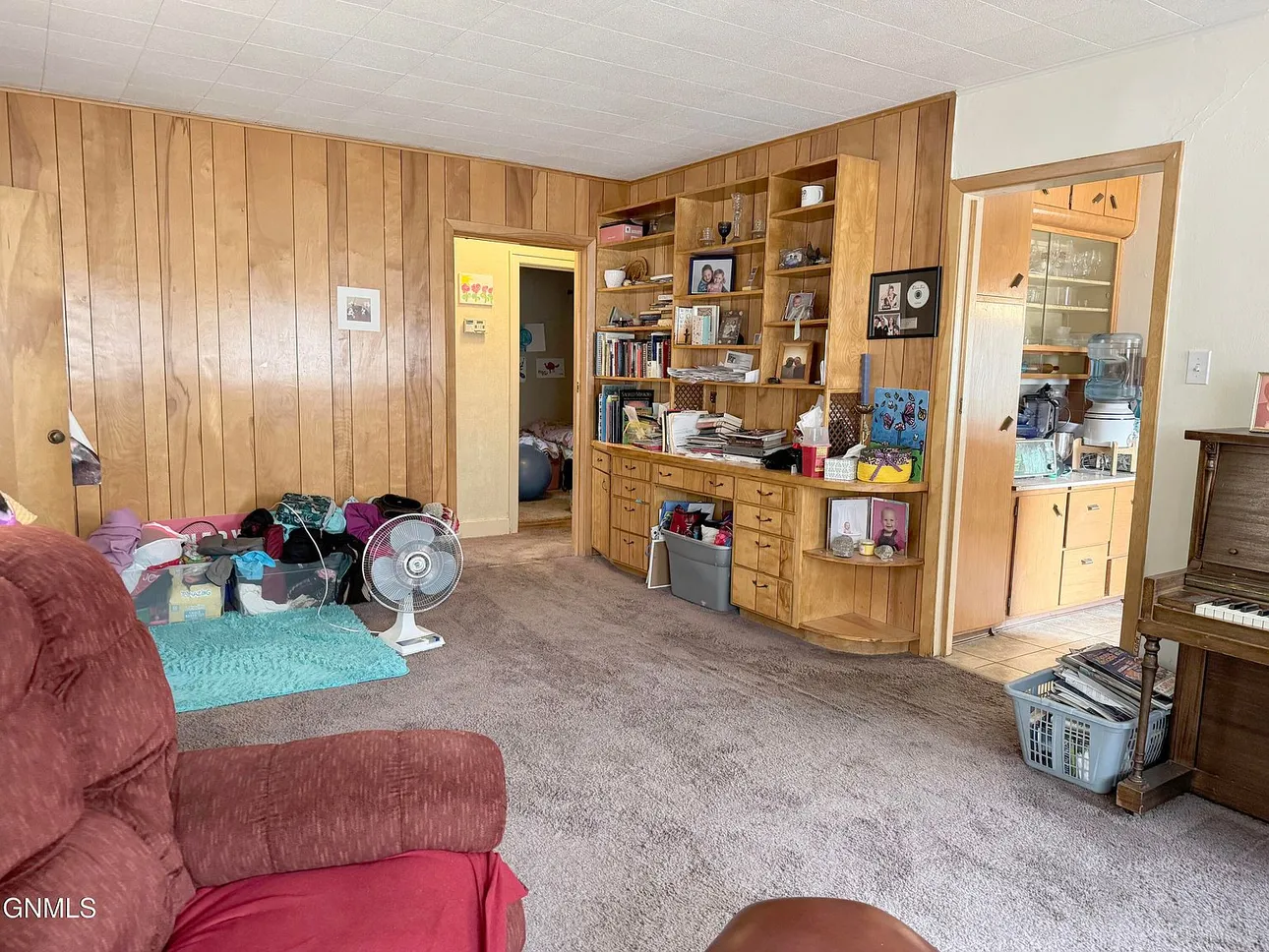 Investment Single-Family Home at 619 N 9th St, Bismarck, ND photo 3