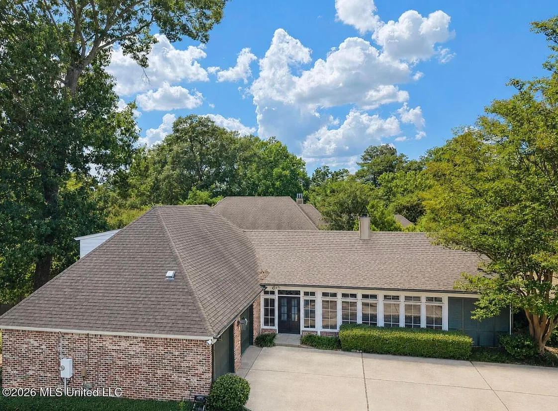 Acadian-Style Home with Private Park-Like Lot in Northeast Jackson photo 9