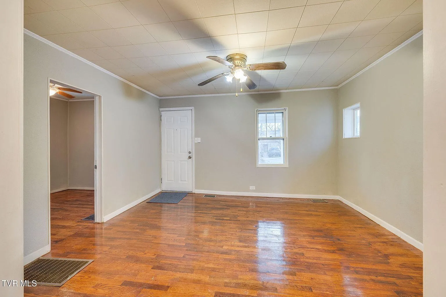 Updated 3-Bedroom Home on 0.34 Acres in Kingsport, TN photo 5