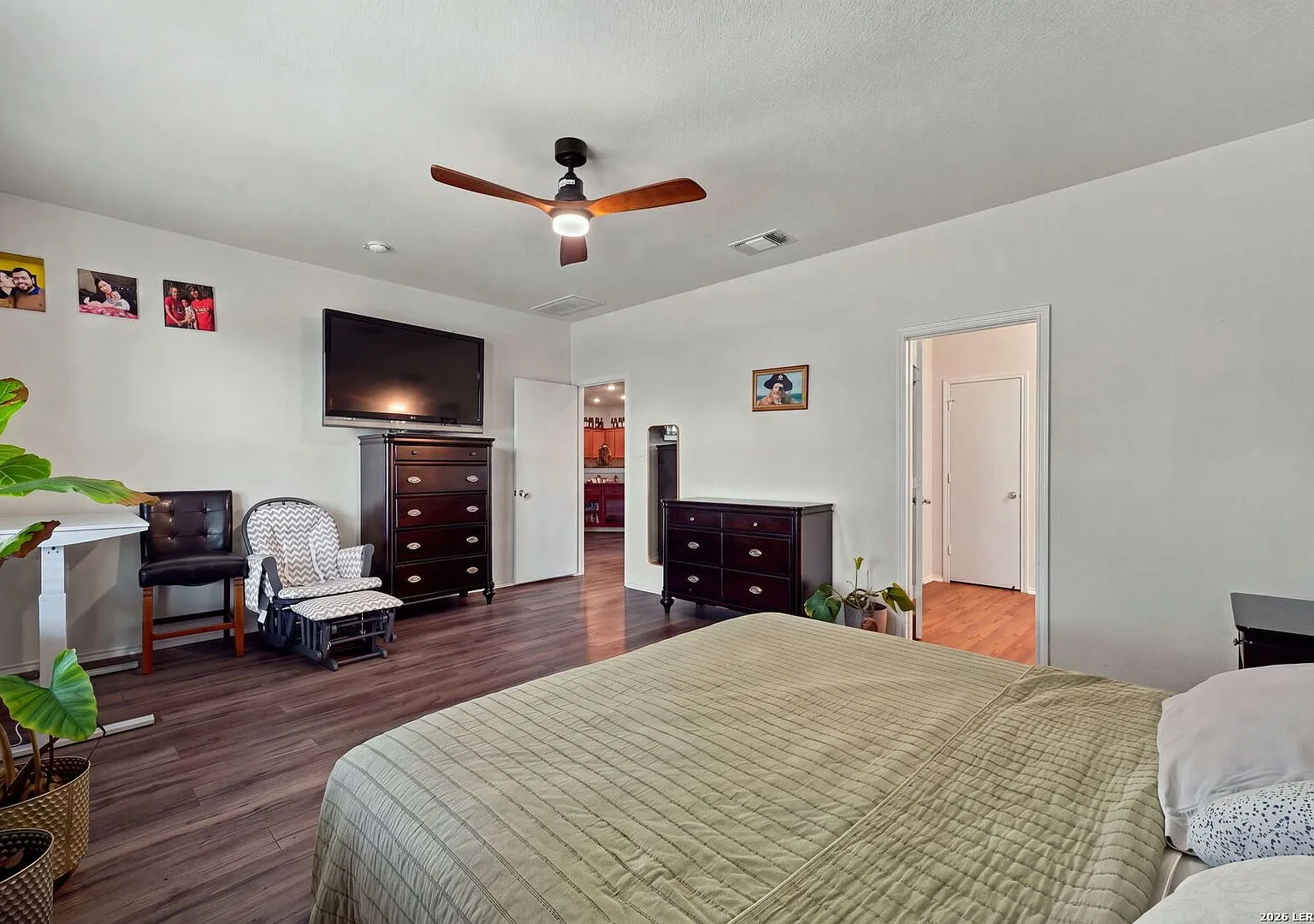 Single-Story Corner-Lot Home at 20923 Pearl Harvest, San Antonio, TX photo 10