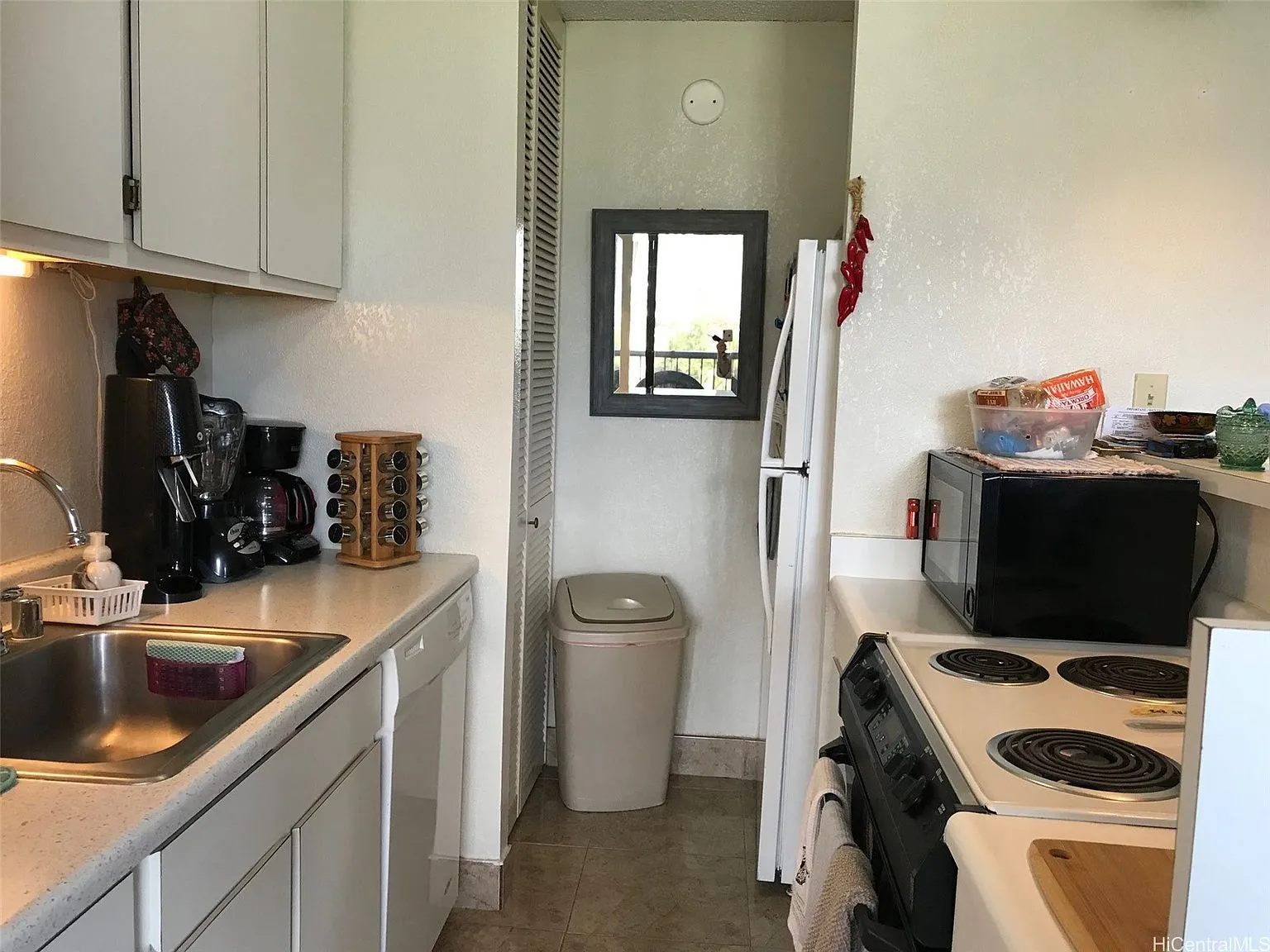Monte Vista Waikiki Apartment with Unobstructed Views photo 6