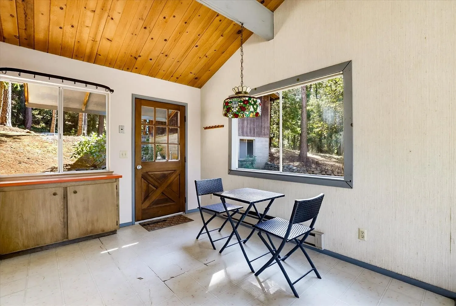 Cabin on 5.01 Acres with Detached Garage in Nevada City photo 9