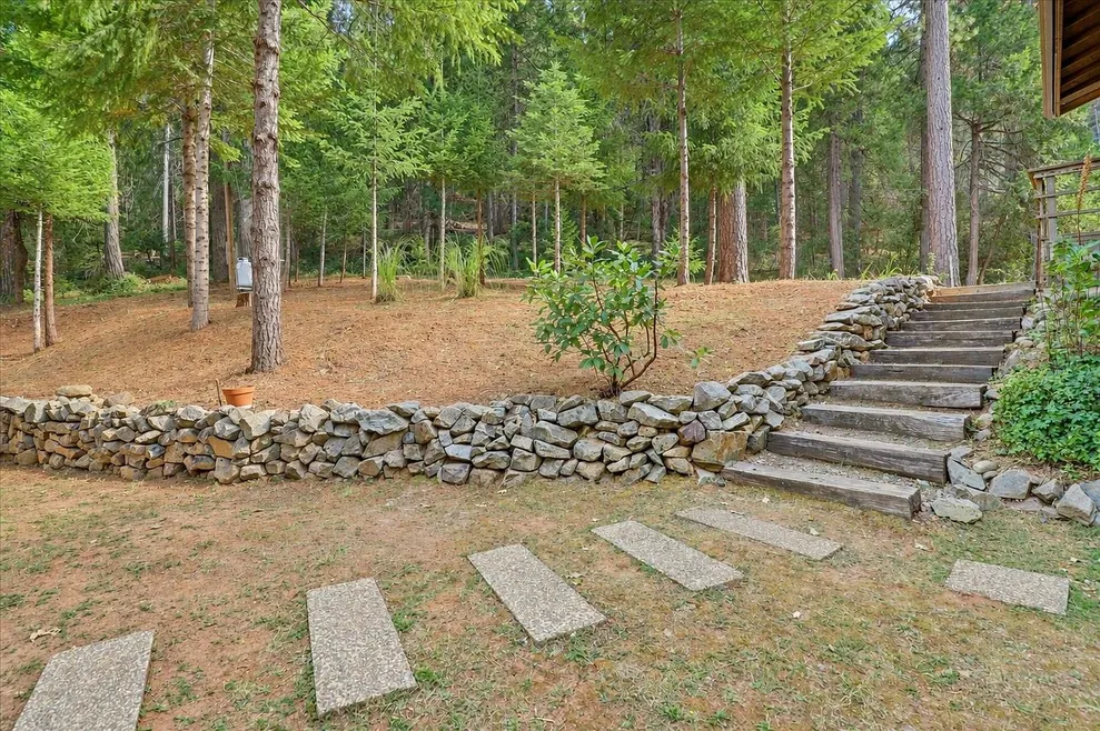 Cabin on 5.01 Acres with Detached Garage in Nevada City photo 3