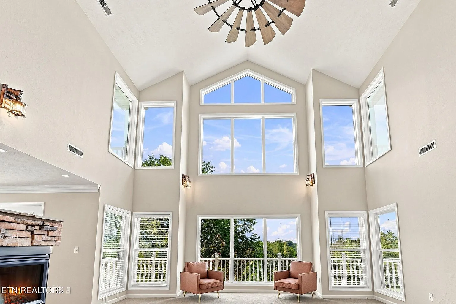 Executive Home on 1.9 Acres in Allenridge Estates, Sevierville, TN photo 2