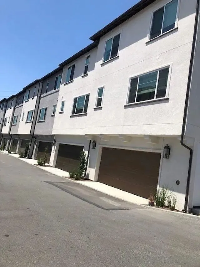 Deed-Restricted Affordable Townhouse in San Diego photo 3