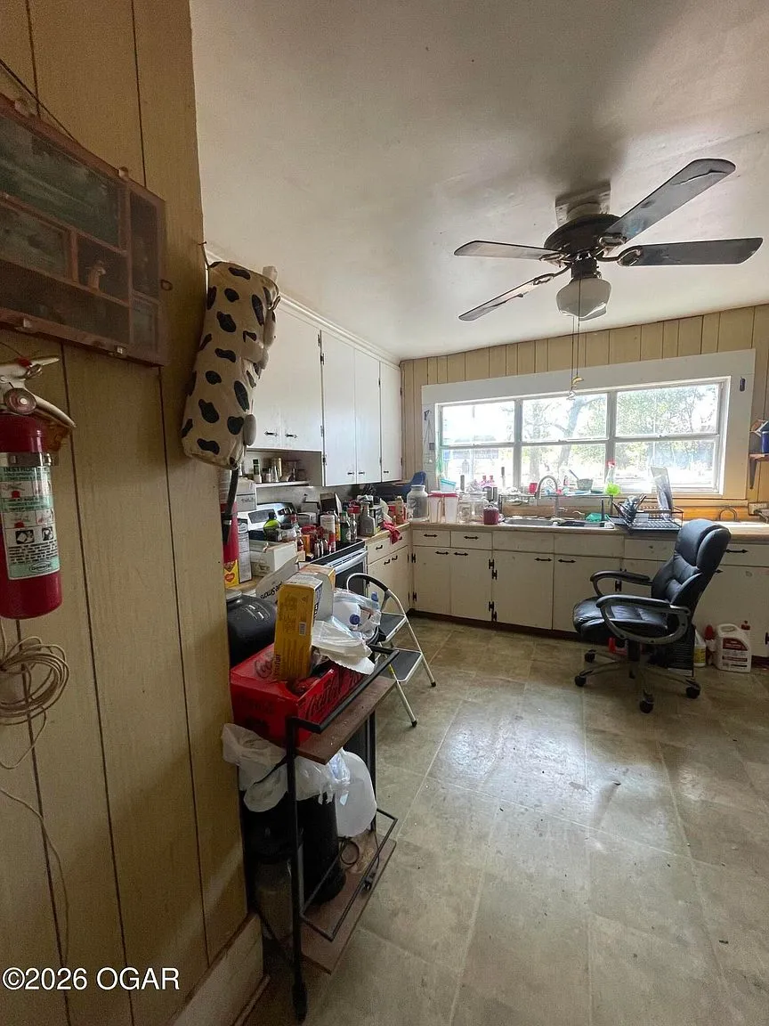 Fixer-Upper Farmhouse on 4.83 Acres in McDonald County, Missouri photo 10