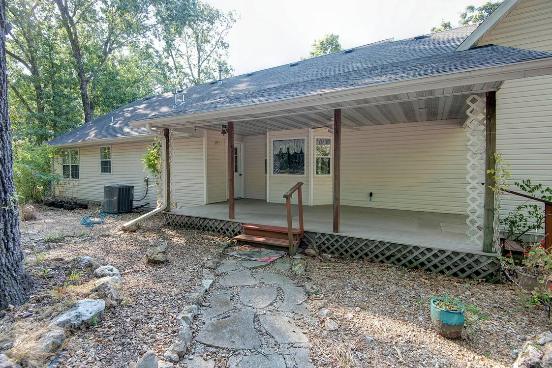 Secluded Farmhouse on 5.37 Acres in Strafford, Missouri photo 9