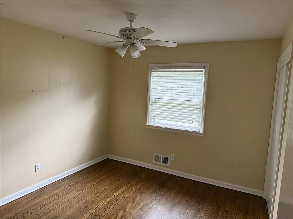 Contemporary Waldo Split-Level Home with Fenced Lot photo 9