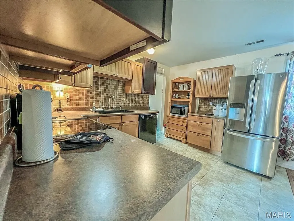 Country Home on 10 Acres Near Mark Twain Lake photo 9