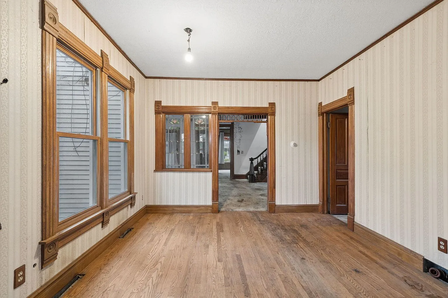 Historic 4-Bedroom Home for Sale at 14925 S Bartlett Ave, Plainfield, IL photo 5