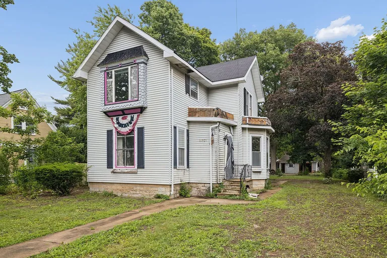 Historic 4-Bedroom Home for Sale at 14925 S Bartlett Ave, Plainfield, IL property photo