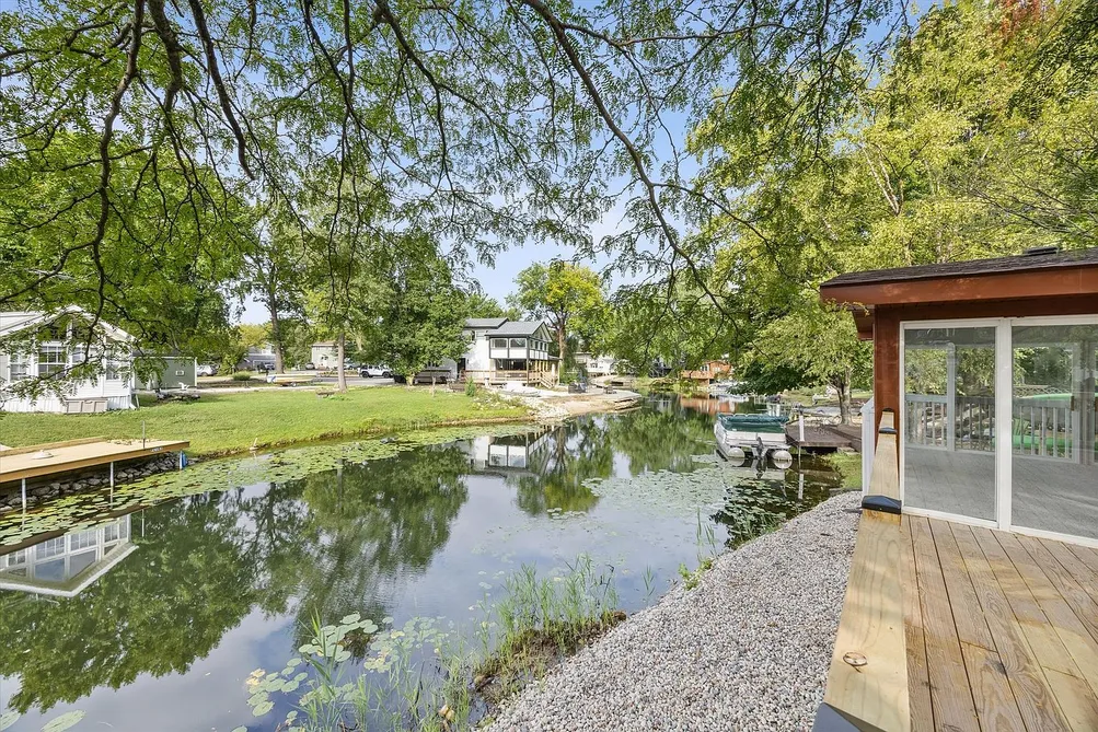 Waterfront Home in Shadow Lakes, Wilmington photo 5