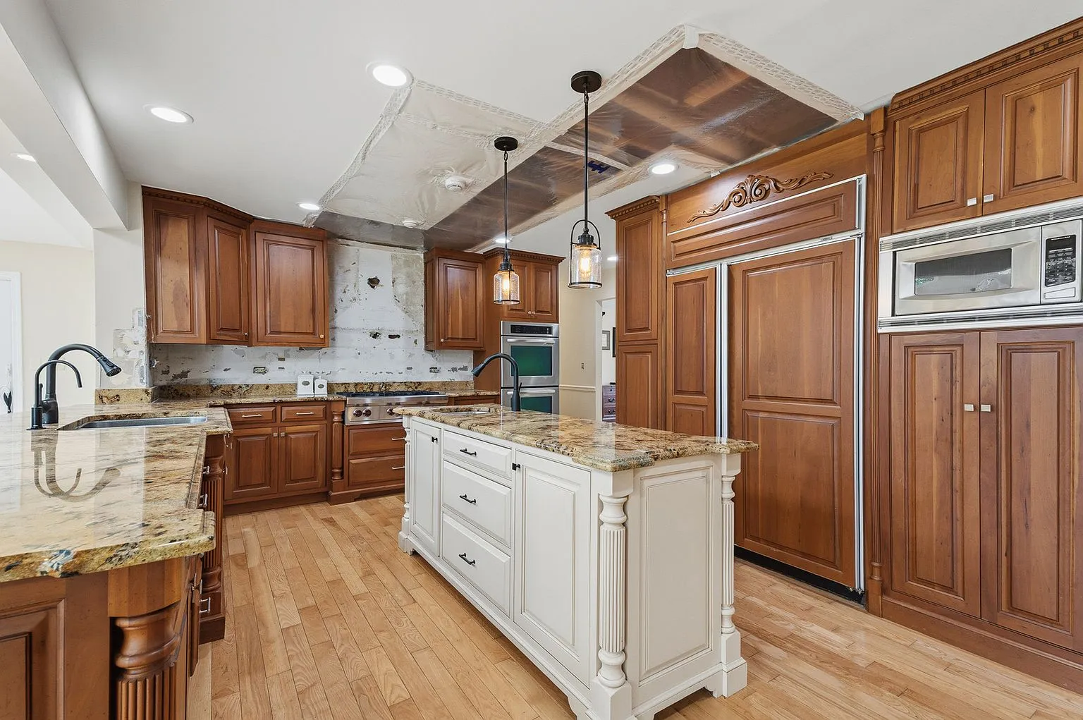 Updated Lockport Home on a Landscaped Double Lot photo 3