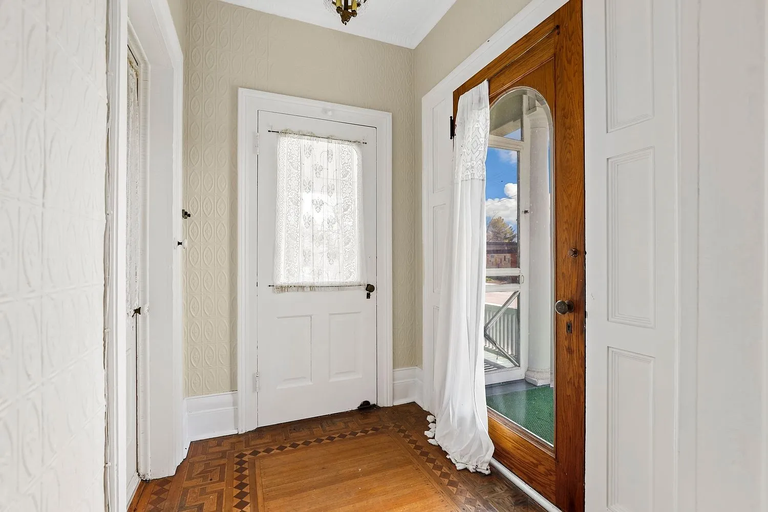 Historic Country Home with Original Details in Sandwich photo 3